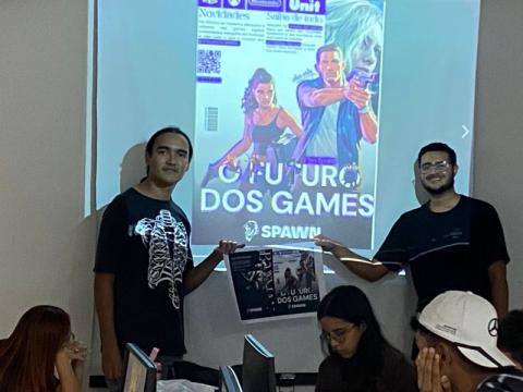 Grupo acadêmico em atividade universitária