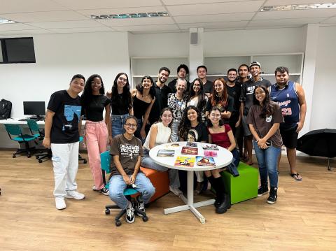 Encontro de estudantes e professores